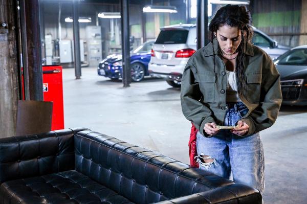 Bild 1 von 20: Im Bild: Inbar Lavi (Max).