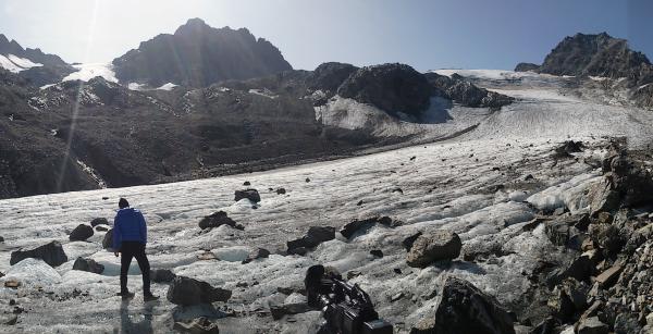 Bild 1 von 3: Der Jamtalferner Gletscher .