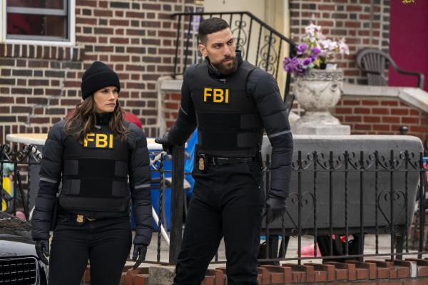 Bild 1 von 6: FBI SA Maggie Bell (Missy Peregrym, l.); FBI SA Omar Adom 'OA' Zidan (Zeeko Zaki, r.)