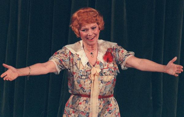 Bild 1 von 2: Im Bild: Elfriede Ott.