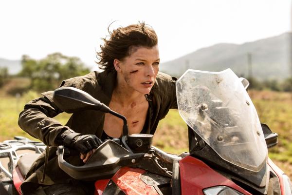 Bild 1 von 12: Alice (Milla Jovovich)