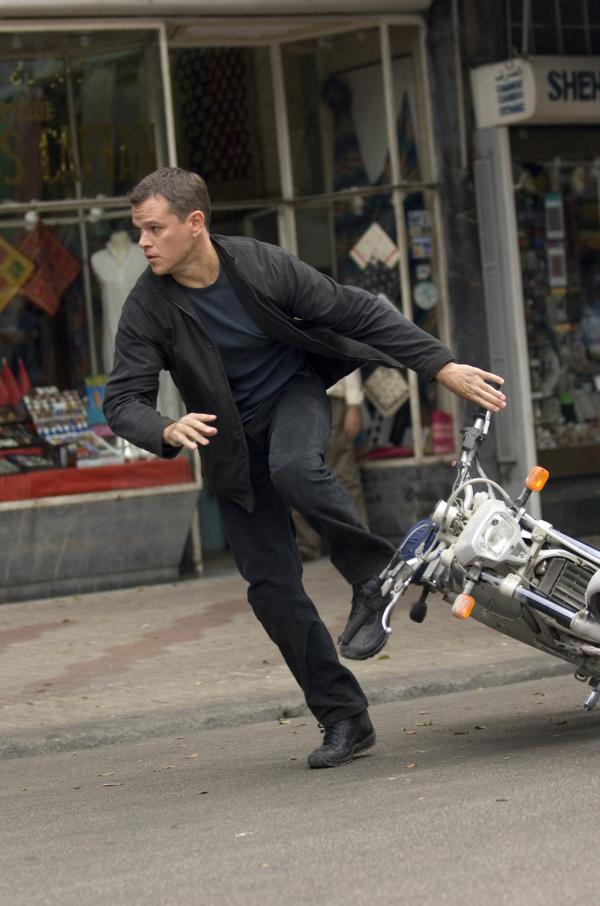 Bild 1 von 17: Der letzte Treadstone-Agent (Matt Damon) wandelt sich vom Gejagten zum Jäger. Er will herausfinden, wer die Männer sind, die ihn in eine kaltblütige Killermaschine verwandelten.