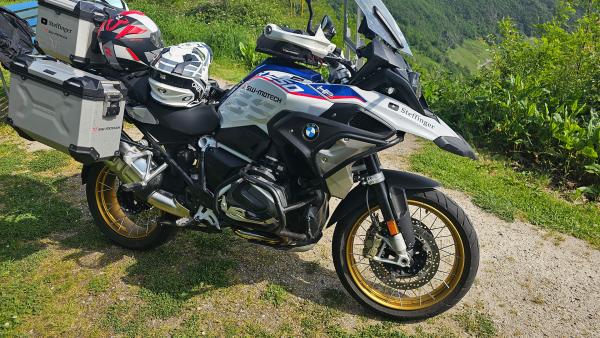 Bild 1 von 19: .