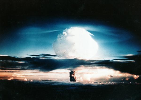 Bild 1 von 2: Ein Gespenst geht um, das nach dem Kalten Krieg aus der Geschichte verschwunden zu sein schien: Wie wahrscheinlich ist ein Atomkrieg in Europa? Und was ist vom Zivilschutz in Deutschland übrig geblieben? \