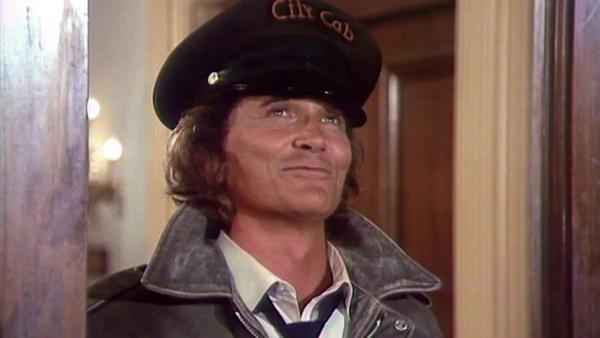 Bild 1 von 3: Hotel der Traeume: Engel Jonathan (Michael Landon) hat den direkten Draht nach oben
