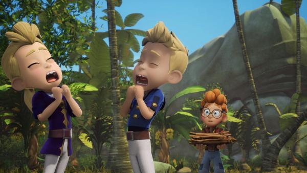 Bild 1 von 5: Alina (l.) und Gustav (M.) haben Angst, dass sie von der einsamen Insel nie wieder wegkommen. Alexander (r.) ist verwundert.