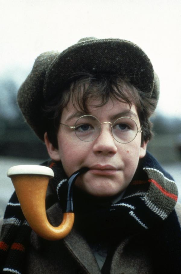 Bild 1 von 5: John Watson (Alan Cox) ist neu im Internat Brompton -- noch ahnt er nicht, dass er hier sein erstes Abenteuer an der Seite von Sherlock Holmes erleben wird.