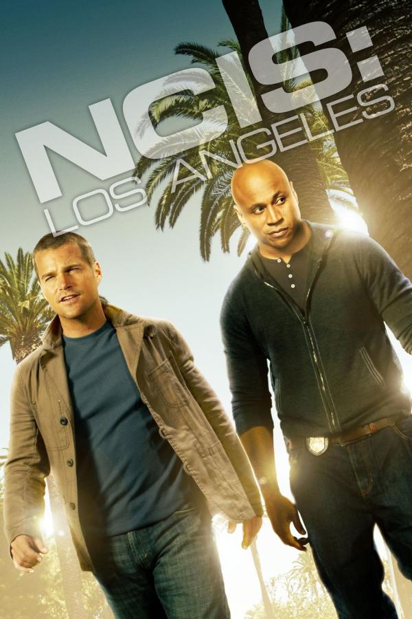 Bild 1 von 15: (7. Staffel) - Navy CIS: L.A.: Special Agent G. Callen (Chris O'Donnell, l.) und Special Agent Sam Hanna (LL Cool J, r.) ...