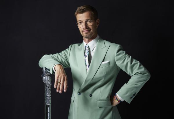 Wer stiehlt Matthias Schweighöfer die Show?