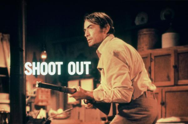Bild 1 von 5: Nachdem er bei einem gemeinsamen Banküberfall von seinem Partner sam niedergeschossen wurde, will Clay Lomax (Gregory Peck) nun Rache ...