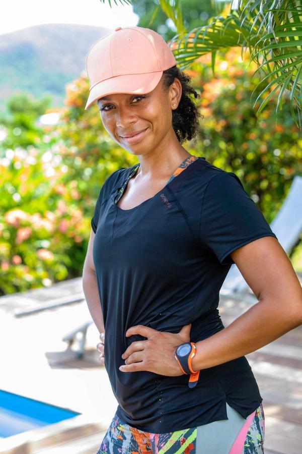 Bild 1 von 8: Im Bild: Eleanor Fanyinka (Melanie Sharpe).