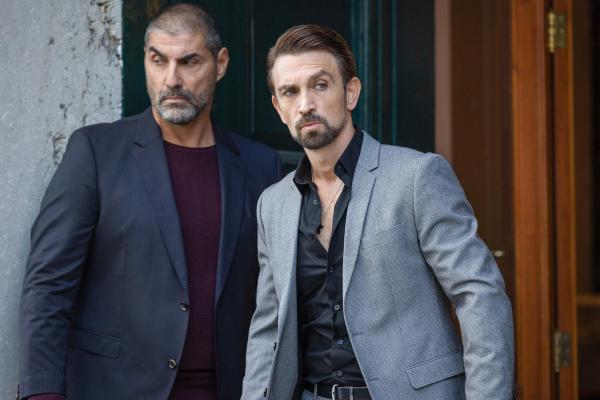 Bild 1 von 16: Im Bild: Giorgio Antonini (Giorgio), Andrea Scarduzio (Vincent Quaranta).