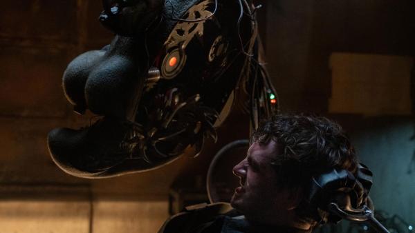 Bild 1 von 8: Mike (Josh Hutcherson)
