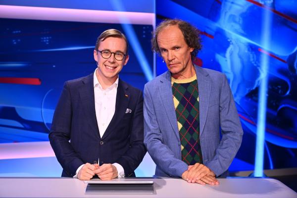 Bild 1 von 8: CDU Politiker Philipp Amthor (l.) bildet mit Olaf Schubert ein Rateteam im \