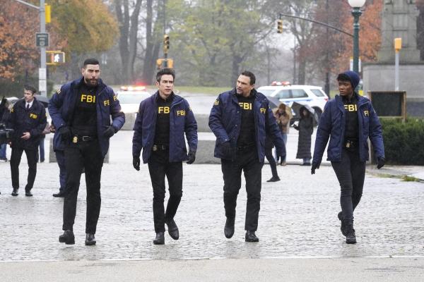 Bild 1 von 4: (v.l.n.r.) Special Agent Omar Adom 'OA' Zidan (Zeeko Zaki); Special Agent Stuart Scola (John Boyd); Assistant Special Agent in Charge Jubal Valentine (Jeremy Sisto); Special Agent Tiffany Wallace (Katherine Renee Kane)