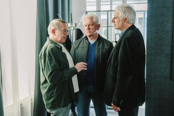 Bild 1 von 17: Im Bild: André Jung (Professor Vonderheiden),  Miroslav Nemec (Ivo Batic), Udo Wachtveitl (Franz Leitmayr).