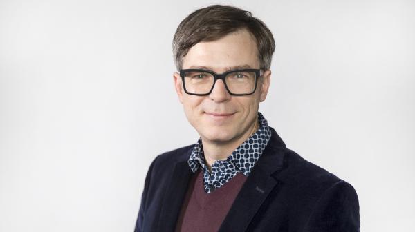 Bild 1 von 2: Moderator Ralph Caspers.