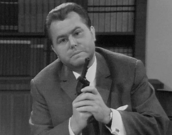 Bild 1 von 3: Im Bild: Der 38jährige Journalist Eduard Zimmermann erfand 1967 mit der Sendereihe \