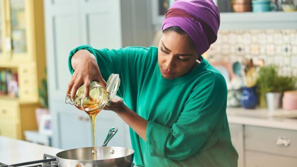 Bild 1 von 2: Im Bild: Nadiya Hussain.