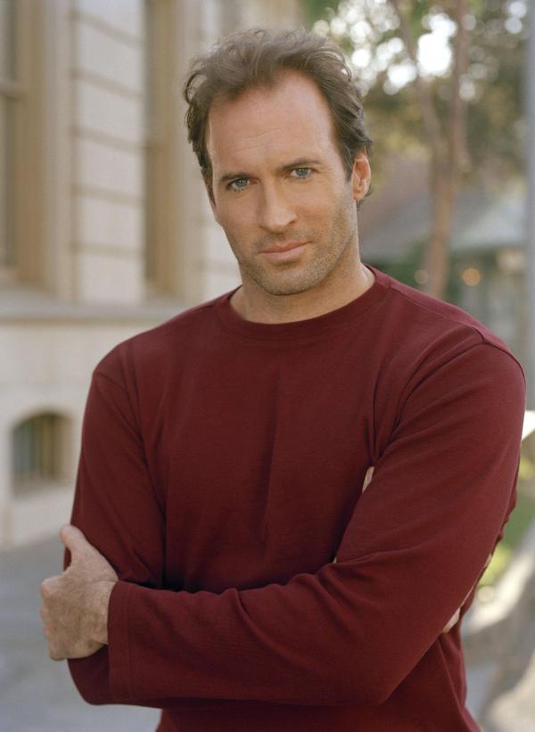 Bild 1 von 45: (5. Staffel) - Wird es Luke (Scott Patterson) und Lorelai endlich gelingen, zueinander zu finden?