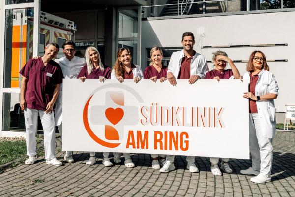 Bild 1 von 1: v.li.: Christian Pracht, Dr. Frederik Seehauser, Amelie Schneider, Dr. Nessy Wagner, Verena Baumwinkel, Dr. Mats Pfeffer, Birgit Hansen, Dr. Christina Traudtner