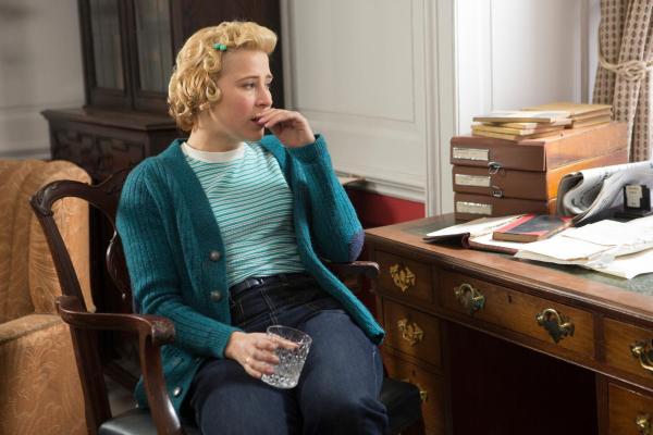 Bild 1 von 8: Im Bild: Eleanor Wyld (Catherine Blackstone).