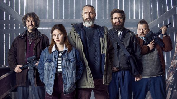 Bild 1 von 1: V. li. n. re.: Lennart (Lars Brygmann), Mathilde (Andrea Heick Gadeberg), Markus (Mads Mikkelsen), Otto (Nikolaj Lie Kaas) und Emmenthaler (Nicolas Bro) ziehen gegen das Verbrechen ins Feld!