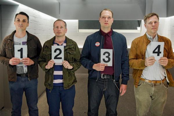 Bild 1 von 27: Im Bild: Manuel Sefciuc (Andi Linsbauer, 2.v.re.).