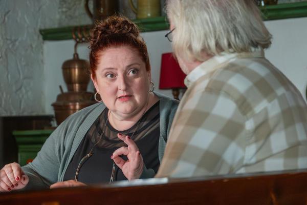 Bild 1 von 24: Im Bild: Veronika Polly (Petra), Gregor Seberg (Schiesstl).