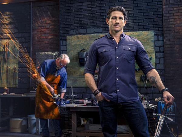 Bild 1 von 13: Waffenexperte, US-Army- und Air Force-Veteran Wil Willis ist der Moderator von \