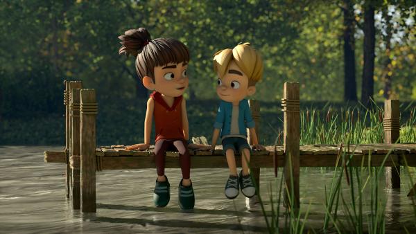 Bild 1 von 4: Raphael hat Bohnenstange am Weiher entdeckt, ganz in sich versunken. Nun erzählt sie ihm, was sie so sehr bedrückt.© ZDF/La Station Animation - Honorarfreie Verwendung gemäß AGB im redaktionellen Zusammenhang mit genannter Sendung bei Nennung \