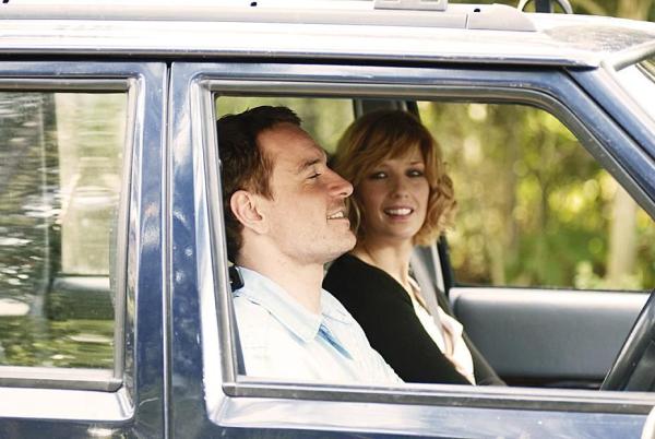 Bild 1 von 4: Steve (Michael Fassbender, l.); Jenny (Kelly Reilly, r.)