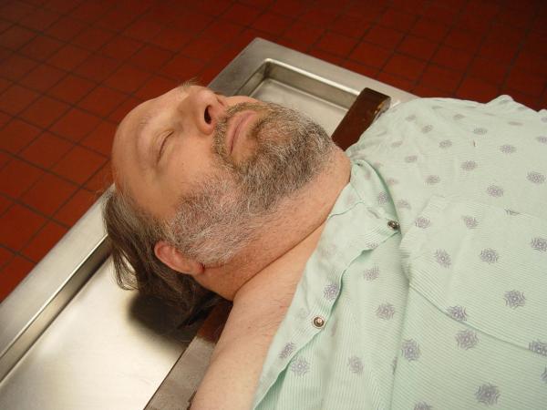 Bild 1 von 50: (1. Staffel) - Dr. Jan Garavaglia, eine der renommiertesten Pathologinnen in den USA, gibt einen Einblick in ihre Arbeit und erklärt, wie sie zusammen mit ihrem Team bei der Lösung komplizierter Mordfälle hilft und medizinische Absonderlichkeiten aufklärt.