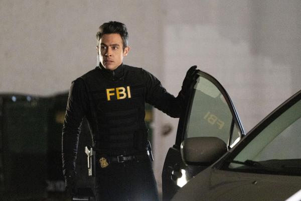 Bild 1 von 7: Special Agent Stuart Scola (John Boyd)