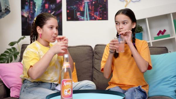 Bild 1 von 9: Cyber Kids