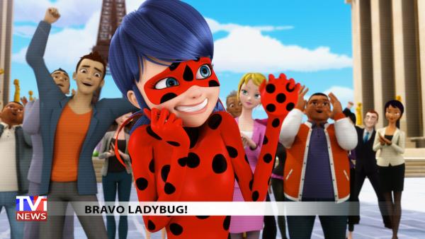 Bild 1 von 32: Theo ist ein verärgerter Bildhauer, der sich in Ladybug verliebt hat. Als er in Hawk Moths Schusslinie gerät, wird er in Copycat verwandelt, einem exakten Doppelgänger von Cat Noir.
