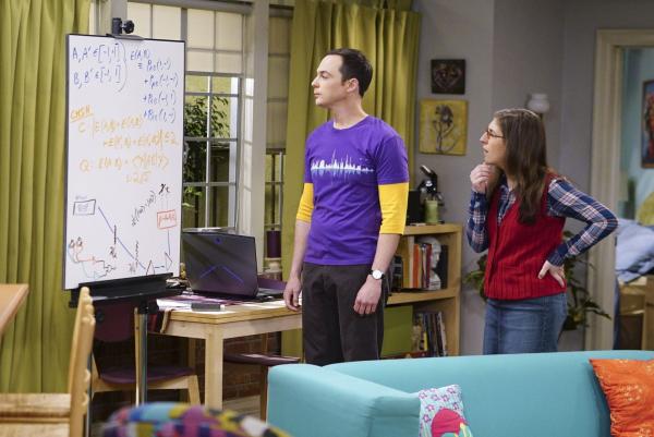 Bild 1 von 17: Zwar kommen Sheldon (Jim Parsons ,l.) und Amy (Mayim Bialik, r.) ganz schön ins Grübeln, doch eigentlich haben die beiden immer eine Lösung parat ...