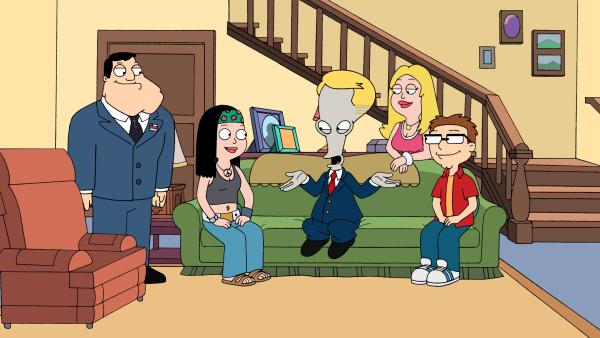 Bild 1 von 8: (v.l.n.r.) Stan Smith; Hayley Smith; Roger; Francine Smith; Steve Smith