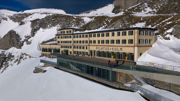 Bild 1 von 5: Das Hotel Pilatus Kulm: Wie funktioniert ein solches Luxushotel auf einem Gipfel?