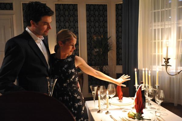 Bild 1 von 10: Konstantin (Moritz Tittel, l.); Marlene (Lucy Scherer, r.)