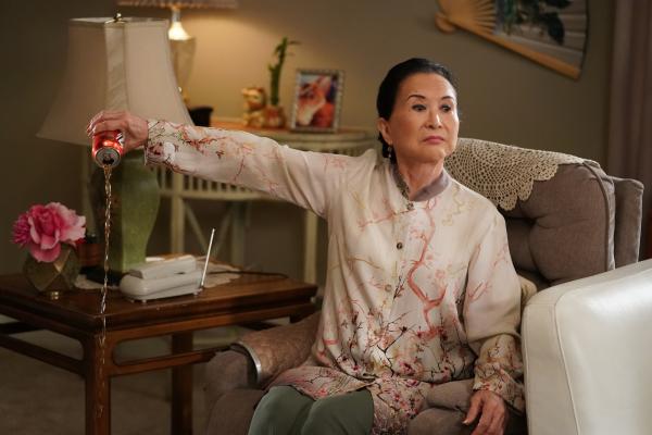 Bild 1 von 11: Grandma Huang (Lucille Soong)