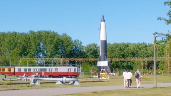 Bild 1 von 2: 