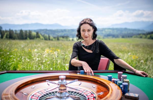 Bild 1 von 40: Im Bild: Krista Birkner (Sophia Wagner).