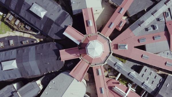 Bild 1 von 3: Früher galt das Eastern State Penitentiary als das bekannteste und teuerste Gefängnis der Welt.