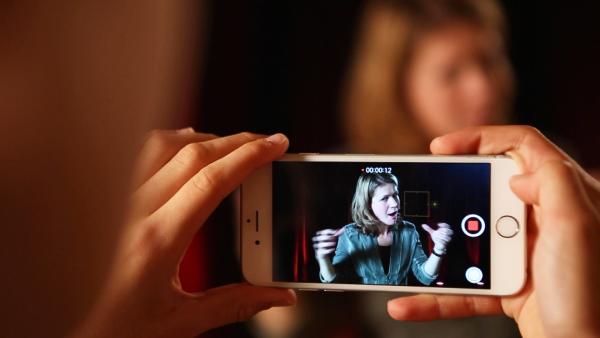 Bild 1 von 2: Moderatorin Anke Klingemann.