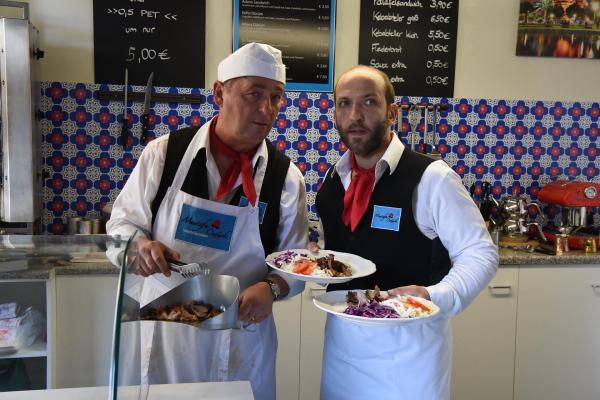 Bild 1 von 57: Im Bild: Andreas Vitasek (Johann), Michael Fuith (Fredi).