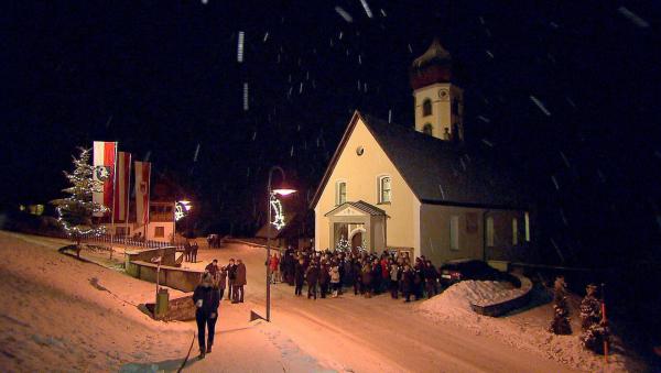 Bild 1 von 6: Im Bild: Dorfkirche