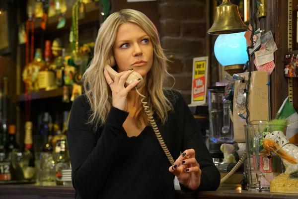 Bild 1 von 8: Dee Reynolds (Kaitlin Olson)