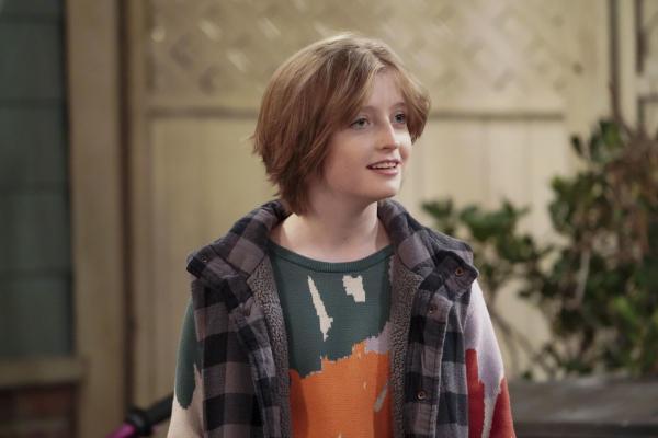 Bild 1 von 9: Hazel (Farrah Mackenzie)