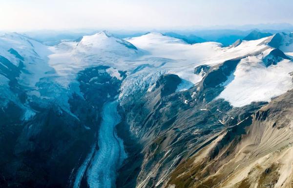 Bild 1 von 12: Im Bild: Großglockner mit Pasterze.